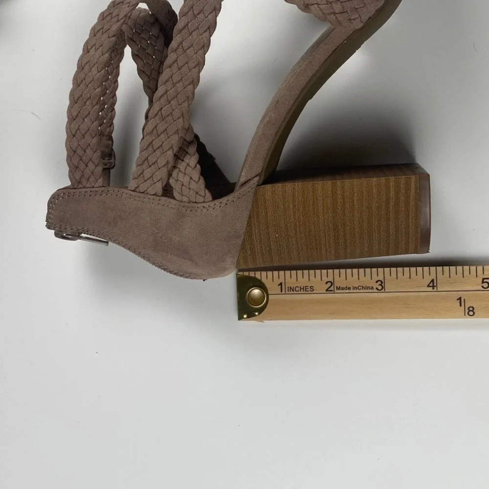 LC Lauren Conrad‎ Aventurine Taupe High Heel Braided Sandals Women’s Size 10M